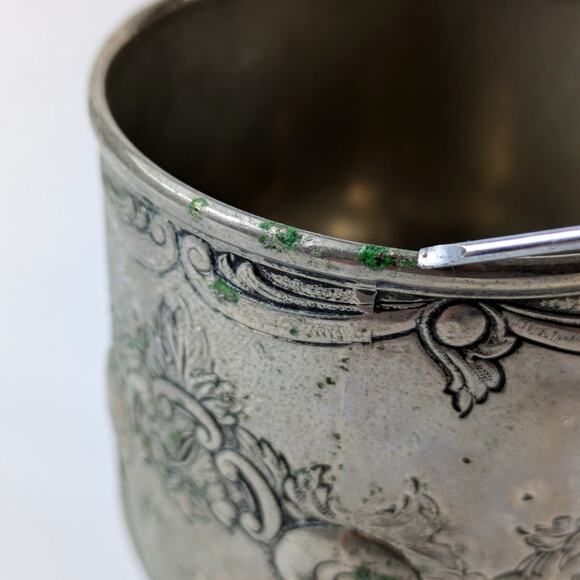 Corbell & Co Silverplated Repousse Cup Mug Signed English Maker Mark Castle - Picture 10 of 14